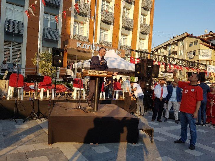 Devrek’te Baston ve Kültür festival meşalesi ateşlendi G1