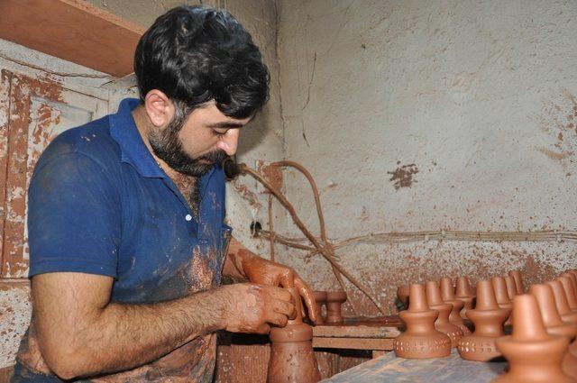 Menemenli Çömlek Ustaları İtalya’da Türkiye’yi Temsil Edecek