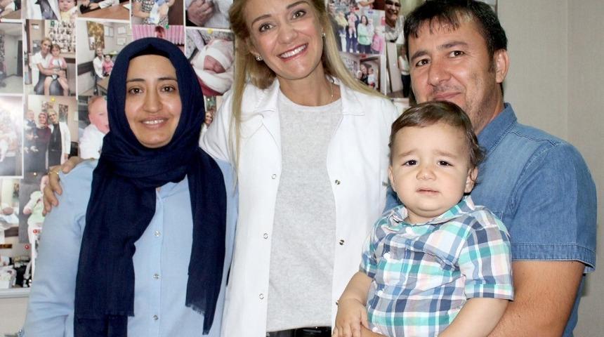 Hollanda&rsquo;da yaşayan &ccedil;ift, hayallerine Memorial T&uuml;p Bebek Merkezi&rsquo;nde ulaştılar