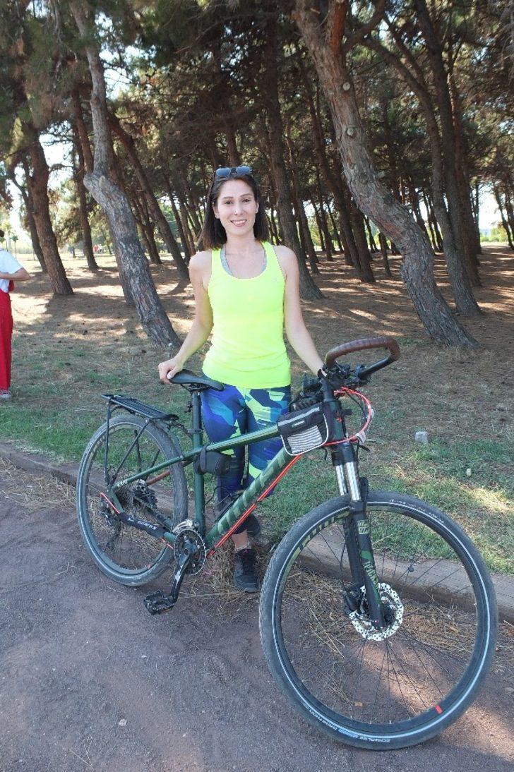 (Özel) "Açın yolu, süslü kadınlar geliyor" G5