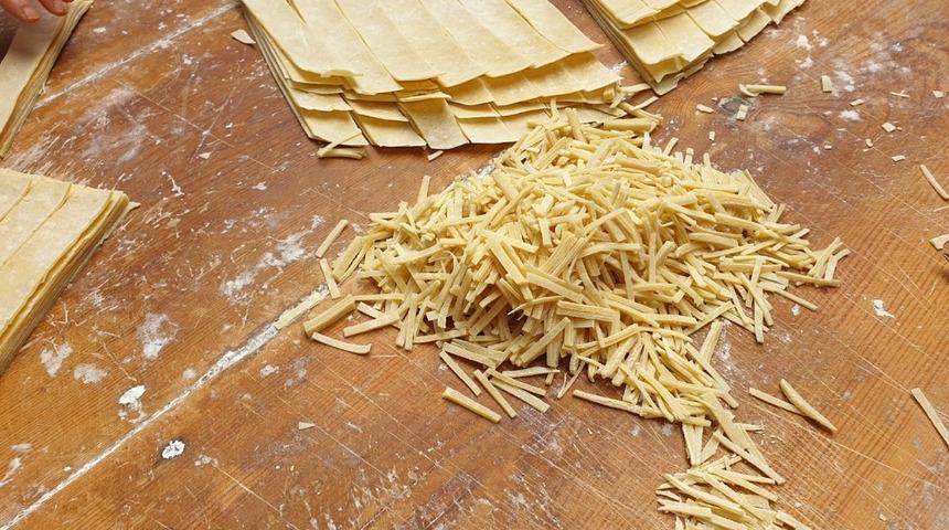 Nallıhan&rsquo;da erişte zamanı