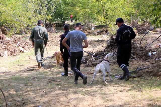 Düzce'de selde kaybolan 2 çocuk aranıyor