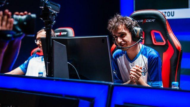 Dark Passage orta koridor oyuncusu Naru, takipçilerin sorularını cevapladı