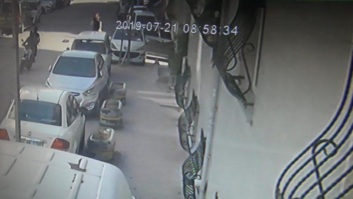 Motosikletli kapkaç çetesi havuz başında yakalandı G2