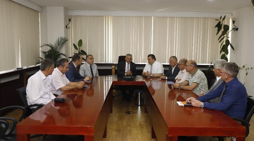 Başkan Büyükkılıç, Kurban Bayramı için oluşturulan komisyonun çalışmalarına katıldı