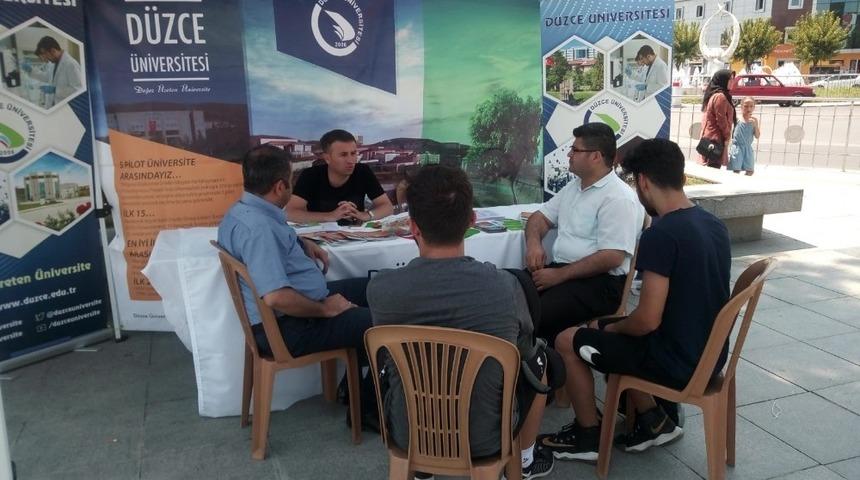 D&uuml;zce &Uuml;niversitesi tanıtım ve tercih ofisi D&uuml;zcelilerin hizmetinde