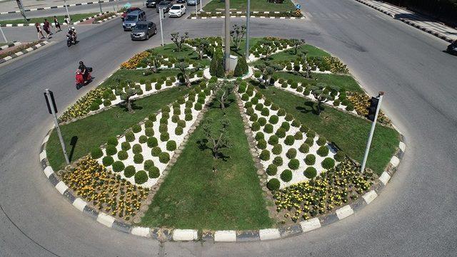 Manisa çiçek bahçesine döndü