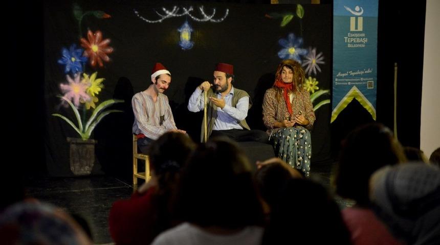 Kırsal b&ouml;lgelerde tiyatro keyfi