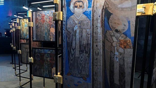 Akdamar Kilisesi fotoğraf sergisi Aya İrini’de açıldı