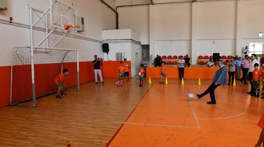 Yeşilyurt’ta futbol kursları başladı