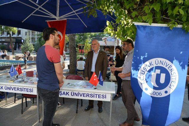 Uşak Üniversitesi tanıtım günleri başladı
