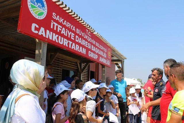 SGM öğrencileri Mavi Bayrak Çevre Etkinliklerinde