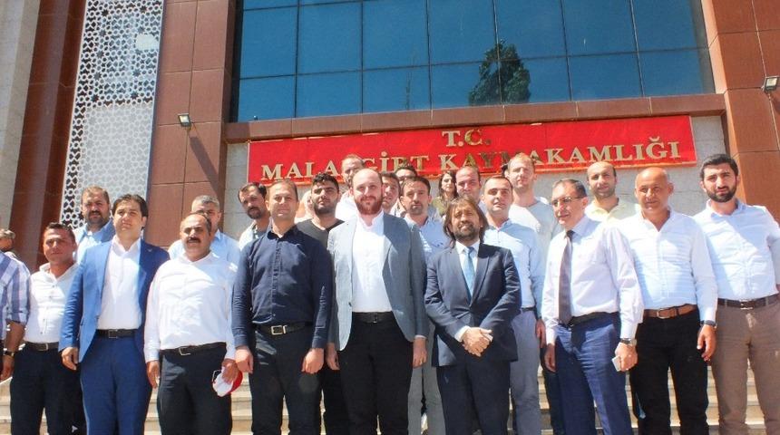 Cumhurbaşkanı Başdanışmanı Prof. Dr. Uğur &Ccedil;evik Malazgirt&rsquo;te