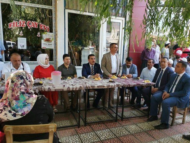 AK Parti’den Doğanşehir’e ziyaret