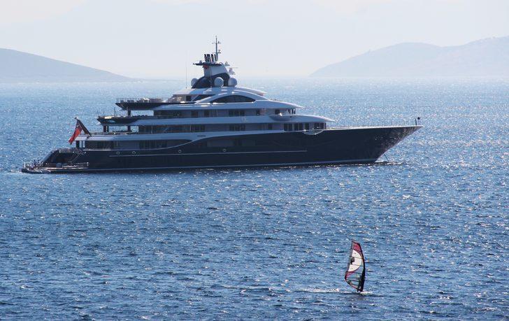 Futbol milyarderi Rus iş adamı Alexei Fedorychev, milyon dolarlık yatıyla Bodrum’da G3