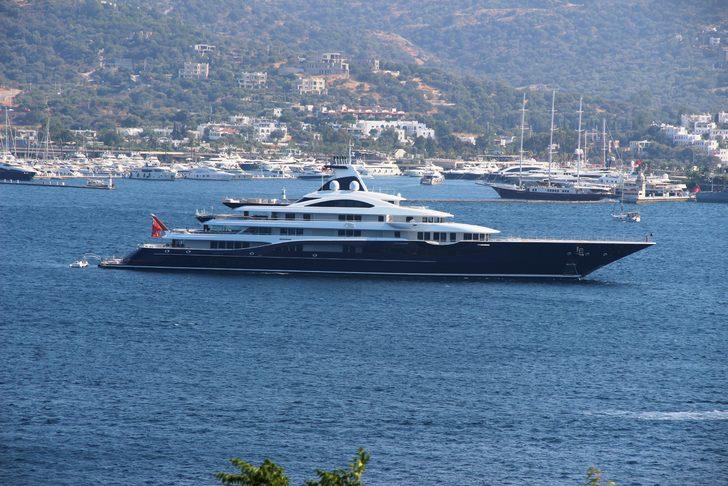 Futbol milyarderi Rus iş adamı Alexei Fedorychev, milyon dolarlık yatıyla Bodrum’da G5