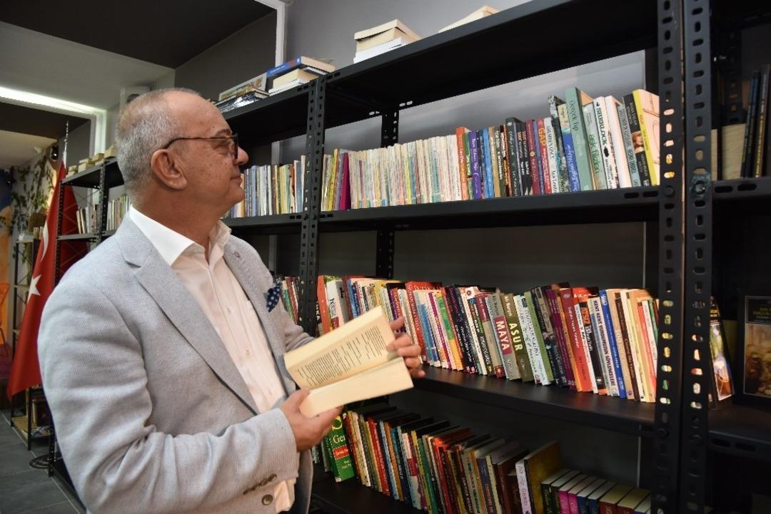 Başkan Erg&uuml;n&rsquo;den &ccedil;ocuklara Yeşil Kitap Kafeye davet