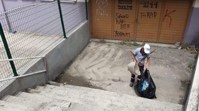 Gebze’de temizlik işleri ekipleri her yerde