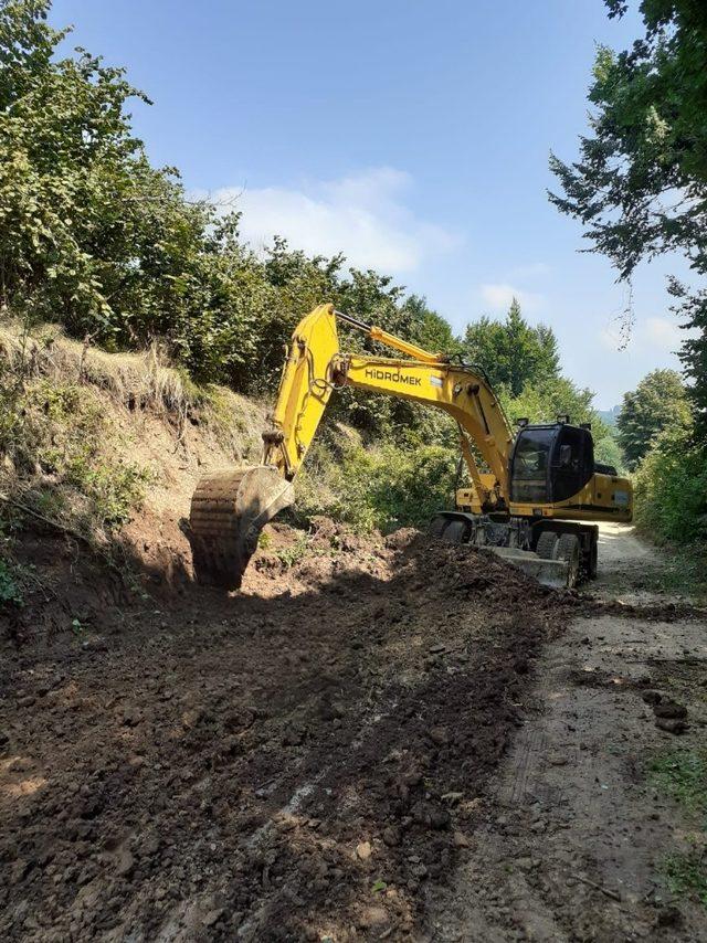 Büyükşehir, Düzce’deki sel felaketinin yaralarını sarıyor