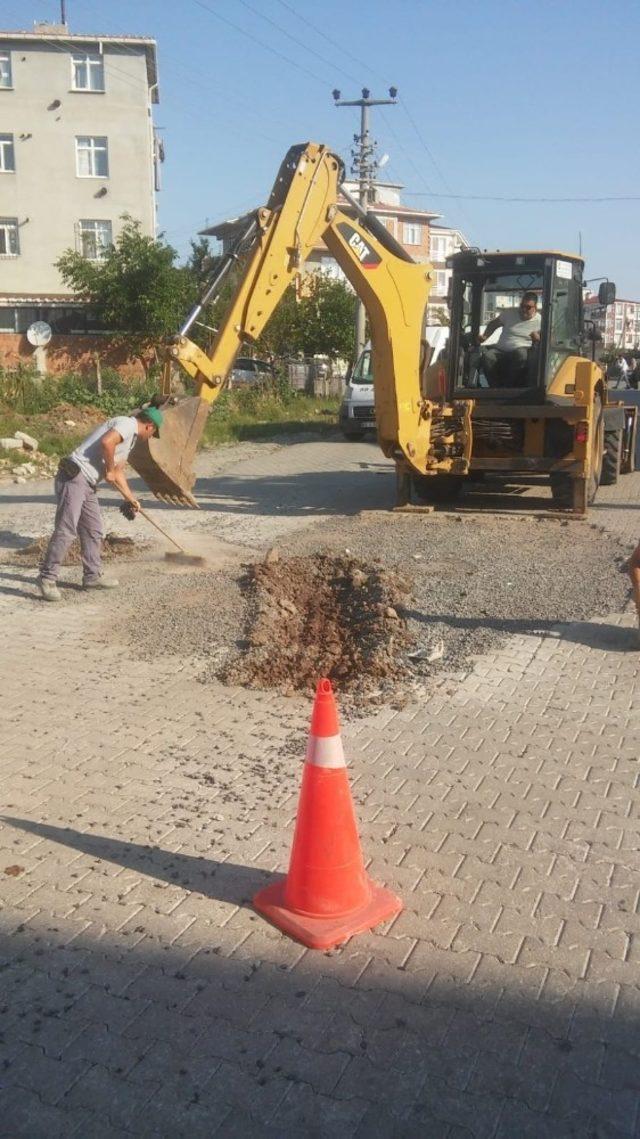 Ergene’de kilit parke taş ve kaldırım çalışmaları sürüyor