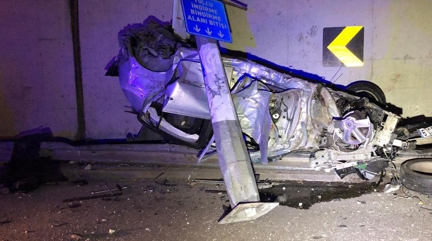 Babasından kaçırdığı otomobille köprüden uçtu