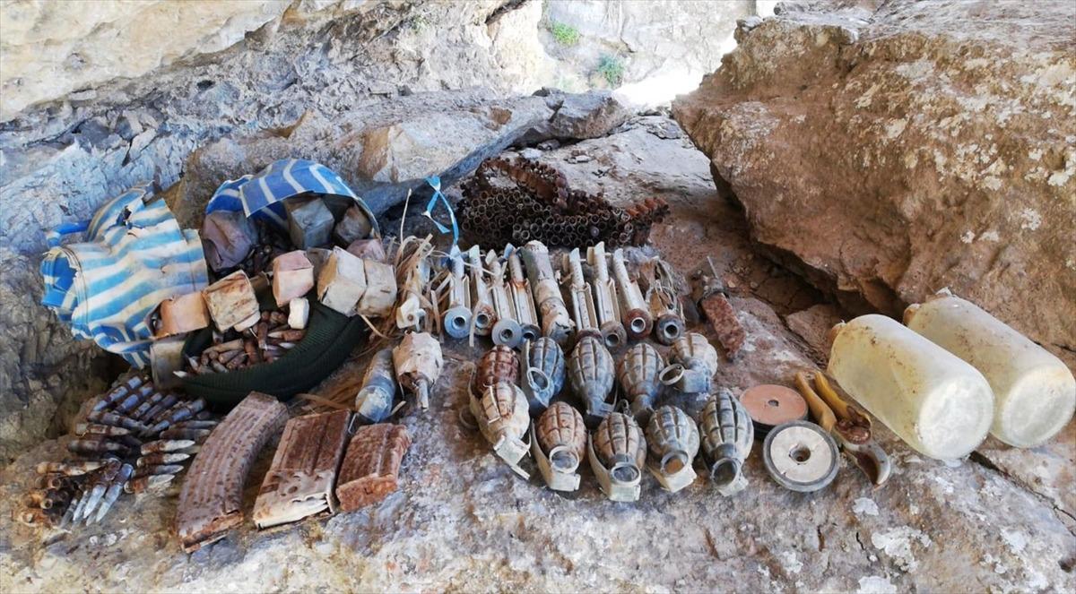 Şırnak'ta PKK'lı ter&ouml;ristlere ait m&uuml;himmat bulundu