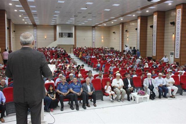 Erzincan’da öğrencilerden Kur’an-ı Kerim tilaveti