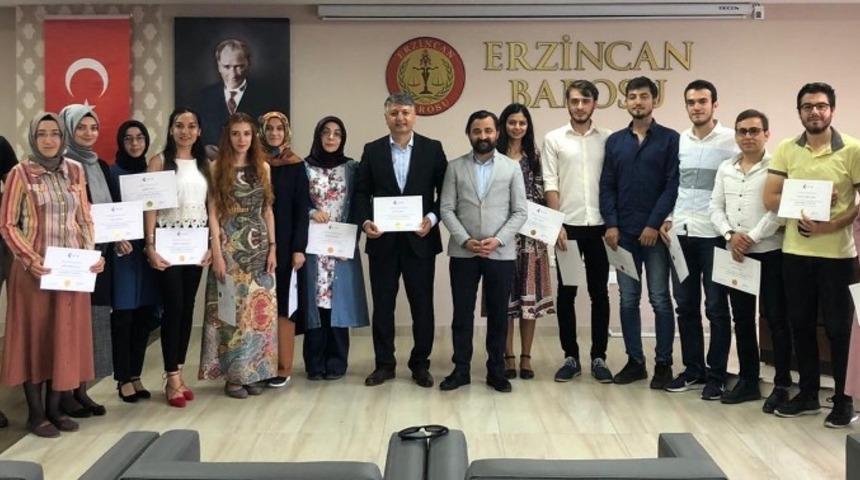 Uzlaştırmacı eğitimini başarıyla tamamlayan 25 avukata sertifikaları verildi