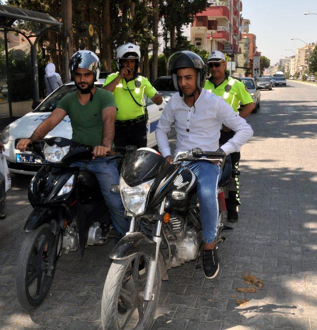 Motosiklet sürücülerine MOBESE'den kask denetimi