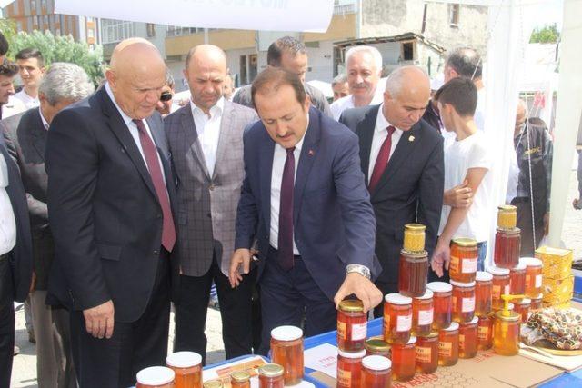 Dede Korkut El Sanatları ve Yöresel Ürünler Panayırı açıldı