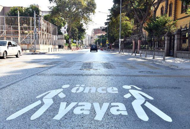 İzmir’de 170 noktada ’Önce Yaya’ uyarısı