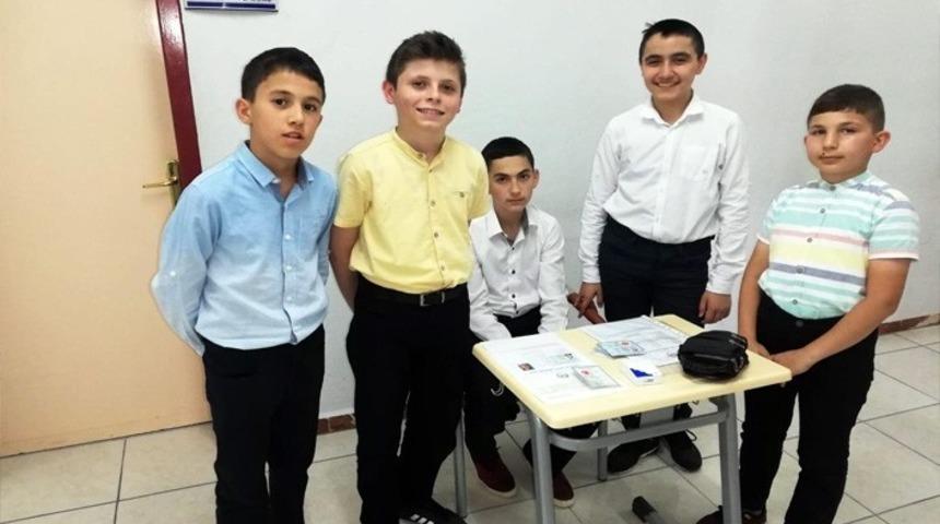 22 yıl sonra ilk hafızlar mezun oldu