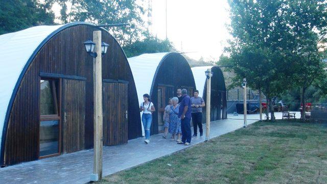 Türkiye’nin ilk çadır kamp konseptli oteli Tunceli’de açıldı