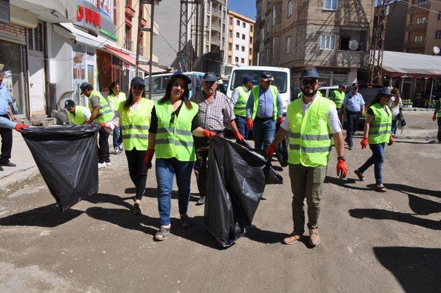 Yüksekova Belediyesinden temizlik kampanyası