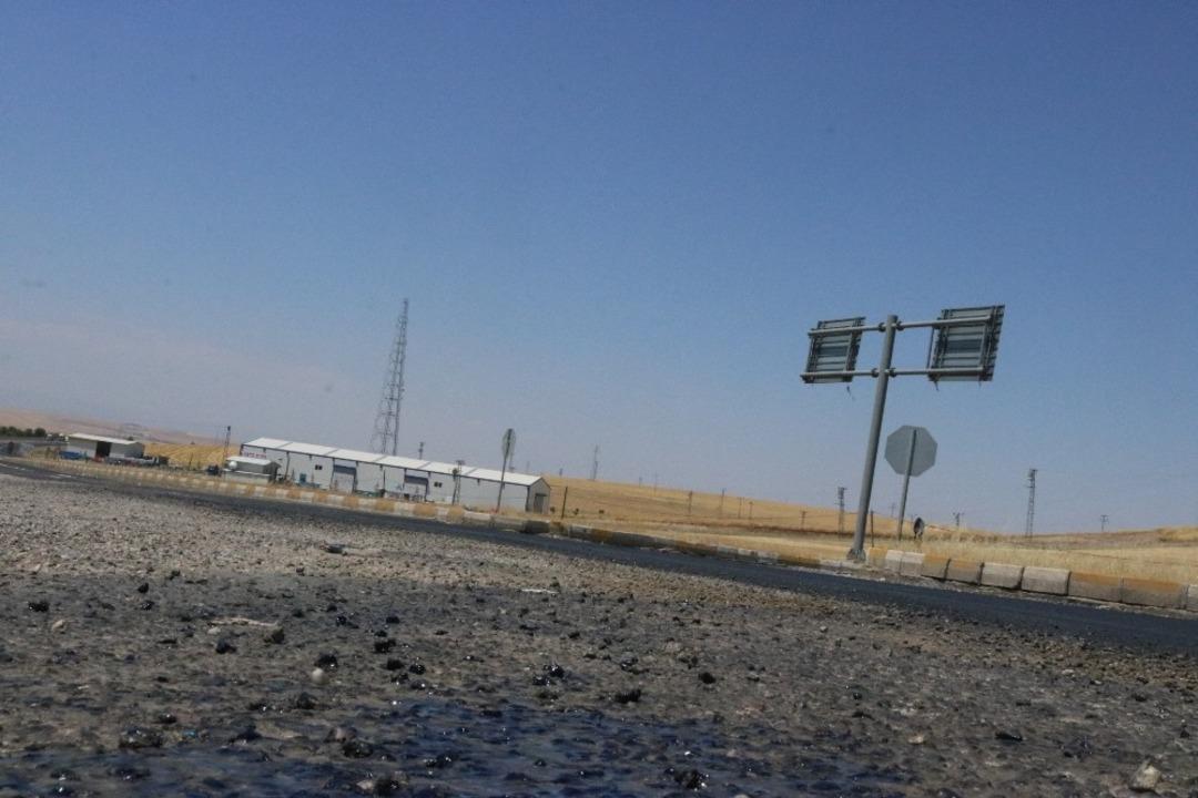 Diyarbakır sıcağından ka&ccedil;an vatandaşlar serinleyecek yer arıyor