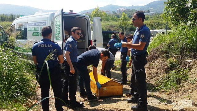 İşten ayrılınca bunalıma girdi, ailesine mektup yazıp intihar etti