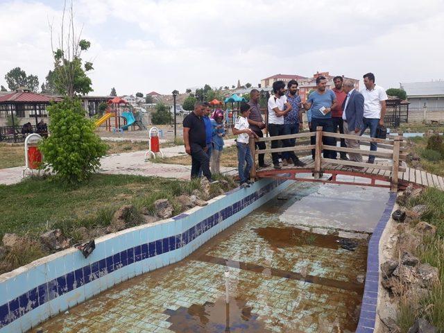 Çaldıran Belediyesinden park yenileme çalışması