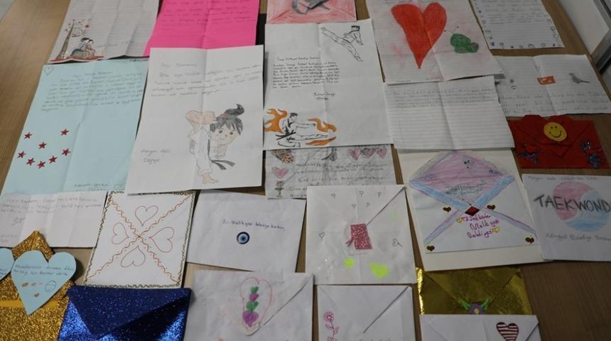 &Ouml;ğrencilerden Palancıoğlu&rsquo;na mektuplu teşekk&uuml;r