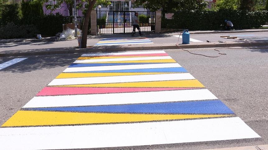 Merkezefendi&rsquo;de 80 okulun &ouml;n&uuml;ne yaya ge&ccedil;idi yapılacak