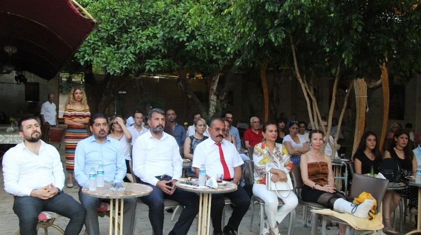 Yeşilboğaz: "D&uuml;nyada her 10 &ccedil;ocuktan biri iş&ccedil;i olarak &ccedil;alışmakta"