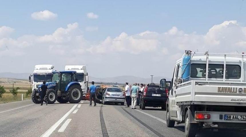 Tomarza-Kayseri karayolunda trafik kazası: 1 yaralı