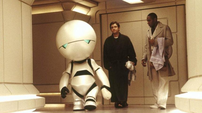 Otostopçunun Galaksi Rehberi dizi oluyor