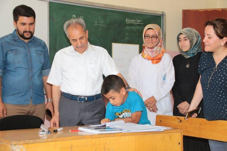 Başkan Akkaya Genç KOMEK Yaz Okullarını ziyaret etti G3