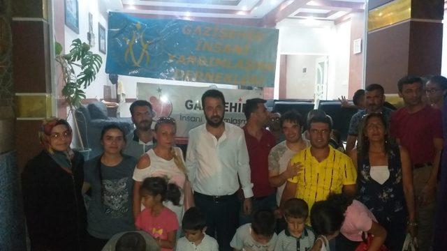 Hayırsever vatandaştan muhtaçlara yardım