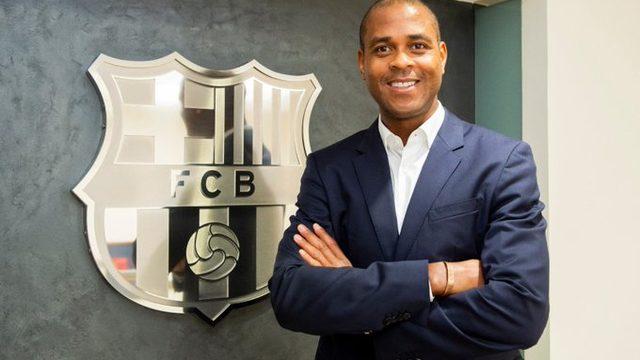 Patrick Kluivert Barcelona altyapısının futbol direktörü oldu