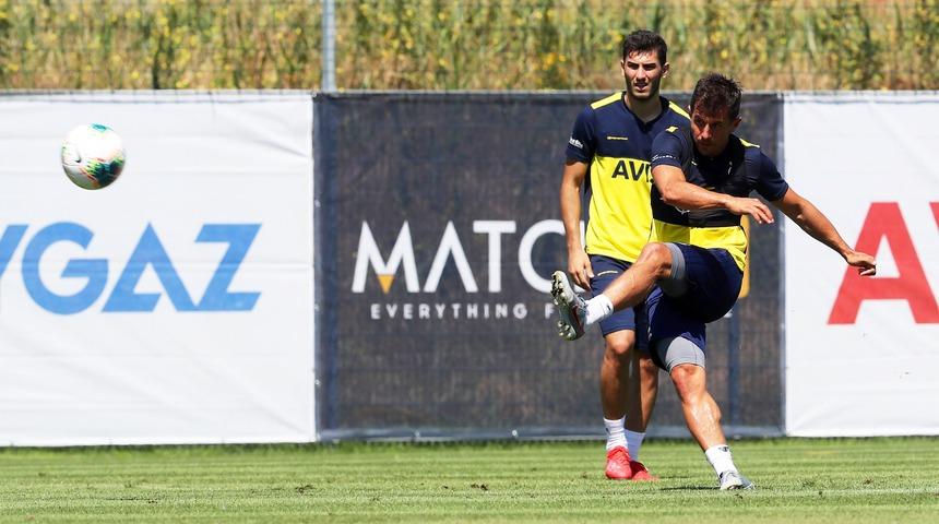 Emre Belözoğlu: Fenerbahçe gönlümüzde dünyanın en büyük takımı