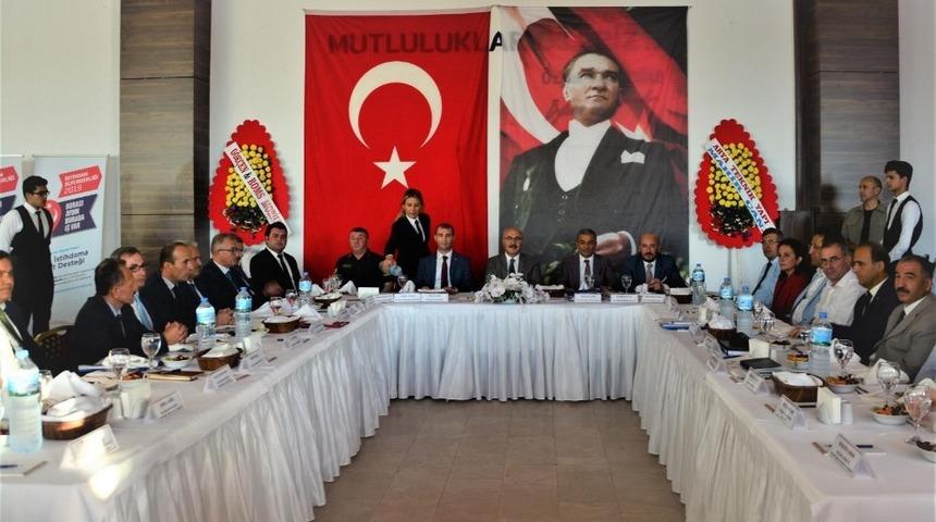 “Gündem Ekonomi’ Koçarlı’da toplandı