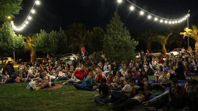 Akhisar Gölet’te açık hava sinema geceleri bir başka güzel