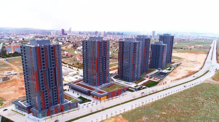 Yarım milyarlık projeye 1,5 ayda 200 aile taşındı