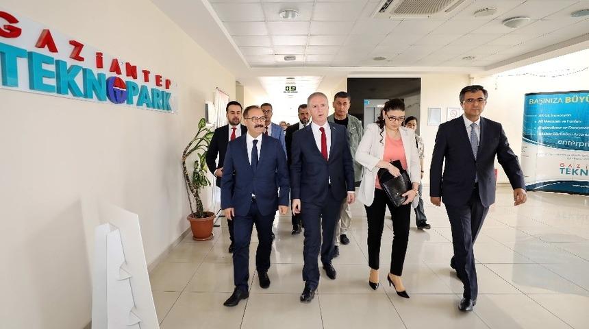 Vali G&uuml;l&rsquo;den GA&Uuml;N Tekponark&rsquo;a ziyaret